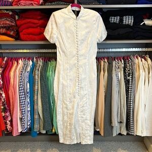 D.B.Y. White back zipper closure button front short sleeve dress size 5